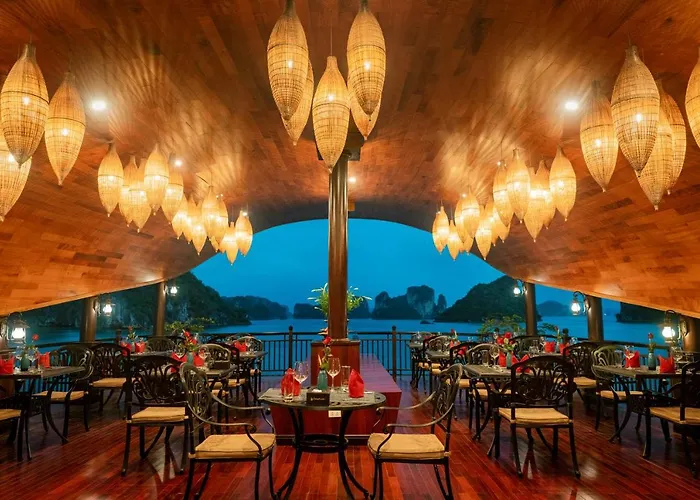 Sena Cruises - Wonder On Lan Ha Bay
