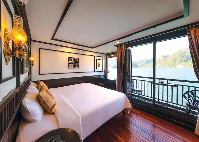 Sena Cruises - Wonder On Lan Ha Bay Hạ Long