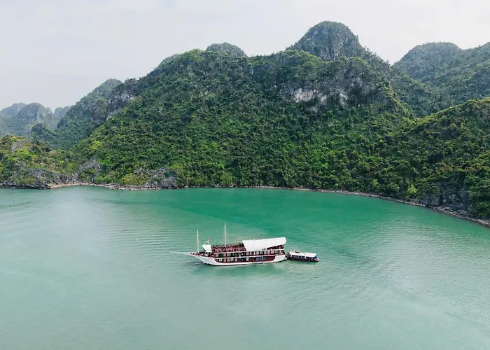 Sena Cruises - Wonder On Lan Ha Bay