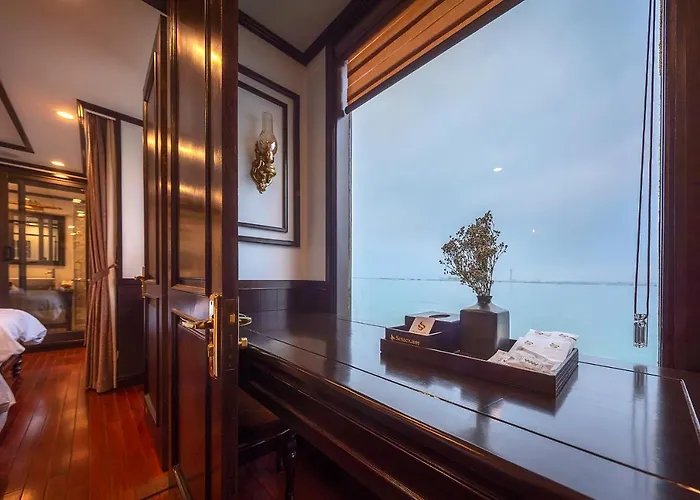  Sena Cruises - Wonder On Lan Ha Bay 5*