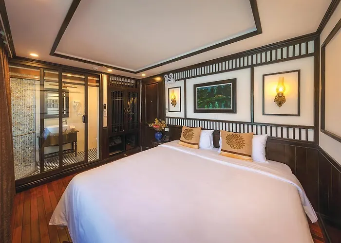 Sena Cruises - Wonder On Lan Ha Bay Hạ Long